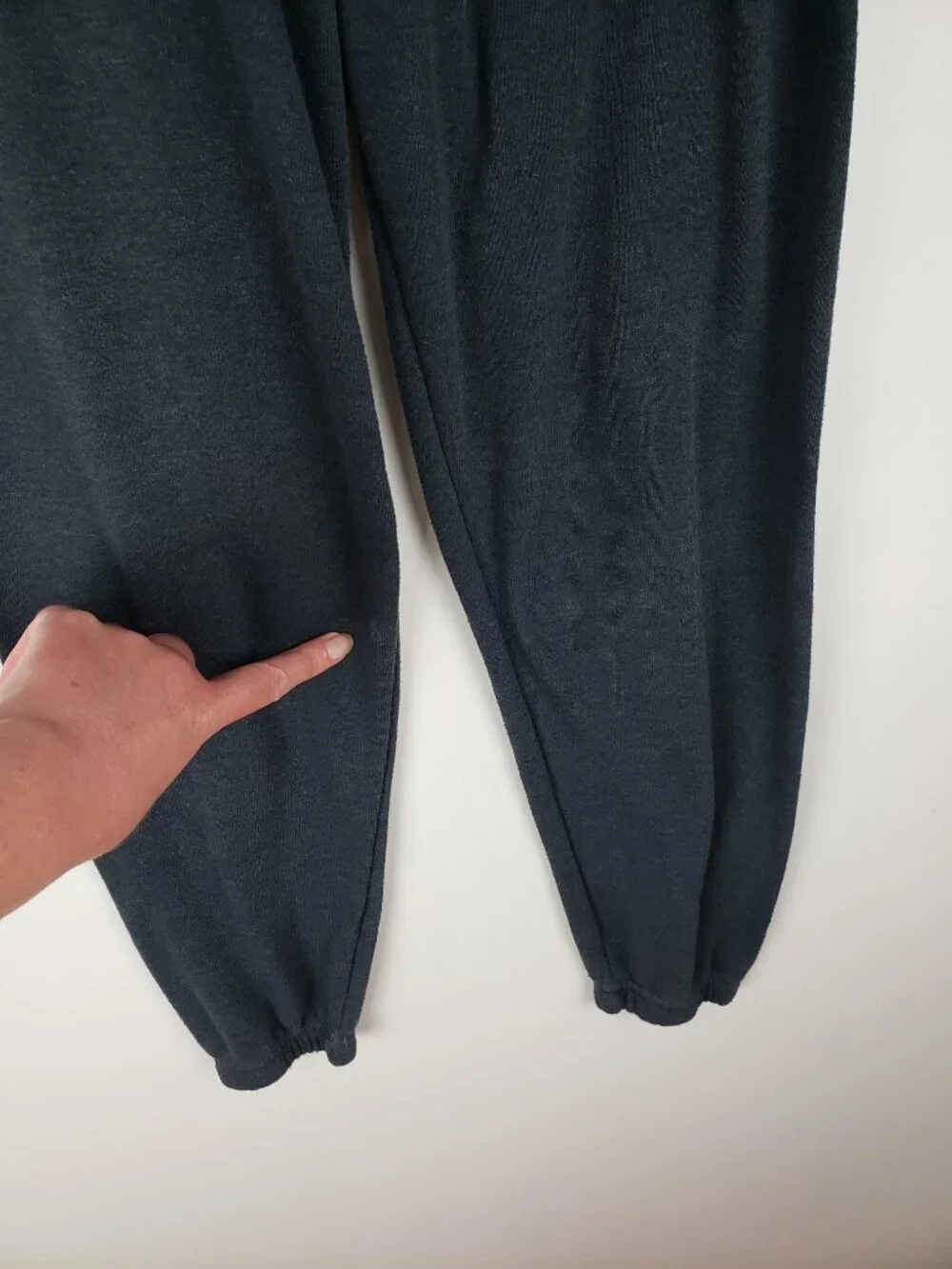 Aviator Nation Rainbow Heart Stitch Sweatpants Charcoal Gray Womens XS